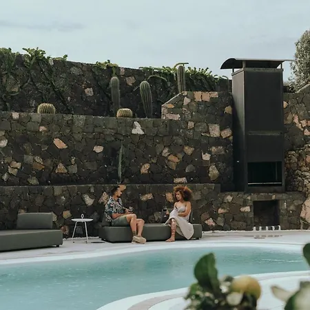 Villa Tinguaton Villa